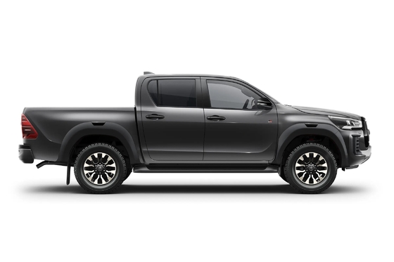Пикап 4х4 Подержанный Toyota Hilux с многосвязной задней подвеской и светодиодными фарами