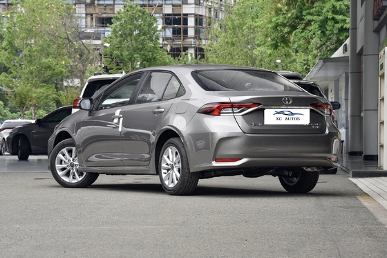 Электрическое регулирование сиденья водителя Toyota Corolla Гибридный бензиновый 4x4 Подержанные автомобили в Дубае