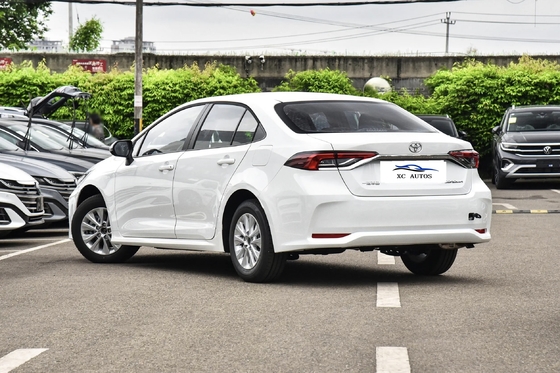 Электрическое регулирование сиденья водителя Toyota Corolla Гибридный бензиновый 4x4 Подержанные автомобили в Дубае