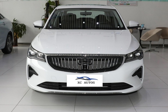 Компактный автомобиль 2023 Gen4 Champion Edition 1.5LCVT Высокая версия с шинами 205/50 R17