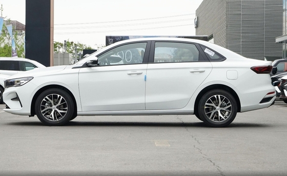 Geely Emgrand 2023 Gen4 Champion Edition 1.5LCVT Luxury Version 4638*1820*1460 L*W*H мм