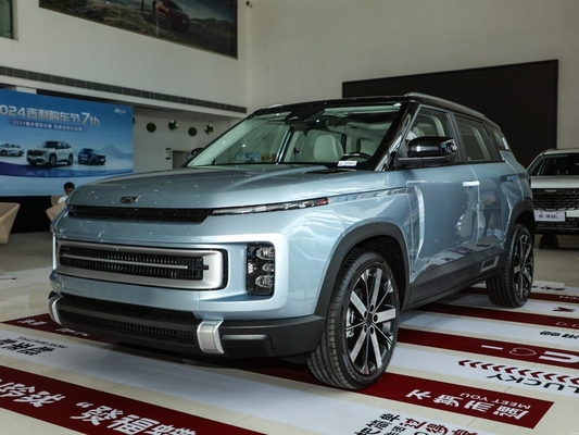 2024 Импорт 1.5T 5 дверей 5 мест Левоуправляемый Бензиновый Автомобили с умной роскошью