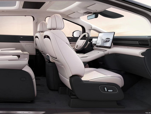 Большая ценность Xpeng X9 EV MPV с 7 местами и колесной базой 3160 мм