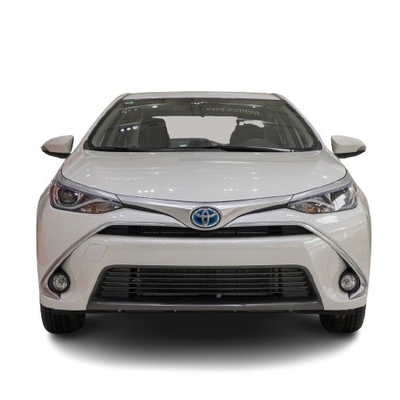 Самый дешевый подержанный 2017 Toyota Corolla Hybrid 4X4 Auto с колесной базой 2500-3000 мм