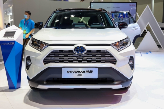 Многоцветная Toyota RAV4 2020 LHD 5 мест Luxury Rongfang Электрическое рулевое управление