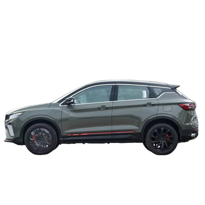 2025 Geely Coolray 5-местный внедорожник с шинами ESC R18 и бензиновым двигателем