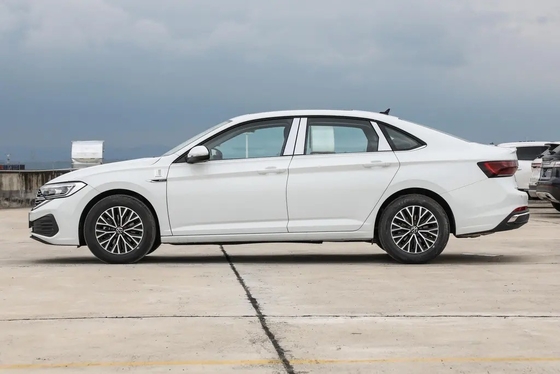 3780x1715x1540 Структура кузова 2024 Volkswagen Sagitar Бензиновый автомобиль 4-дверный 5-местный седан