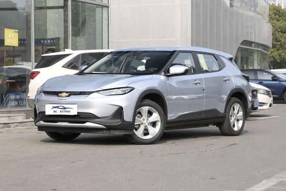 Подержанный седан Автомобиль Шевроле Чансунь 518 км с максимальной мощностью 150-200 л.с.