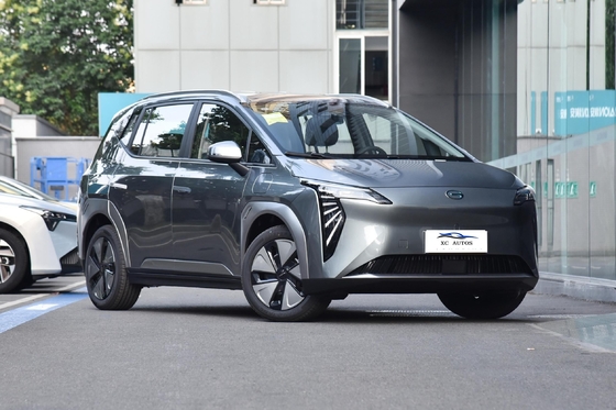 GAC AION Y Седан EV Автомобиль Электромобиль с сенсорным экраном и электрическим парковочным тормозом