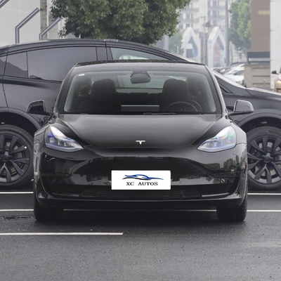 Взрослый Tesla Model 3 - изготовленные электромобили с максимальным крутящим моментом 200-300Nm и электрическим парковочным тормозом