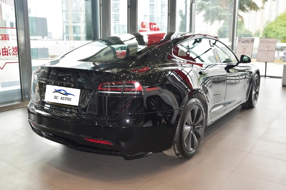 Электрический автомобиль Tesla Model S и Model Y 2024 с регулировкой электрического сиденья второго пилота