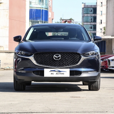 Доступный внедорожник Mazda CX30 Speed Electric с светодиодным фаром и большой колесной базой
