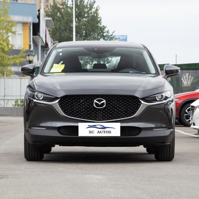 Доступный внедорожник Mazda CX30 Speed Electric с светодиодным фаром и большой колесной базой