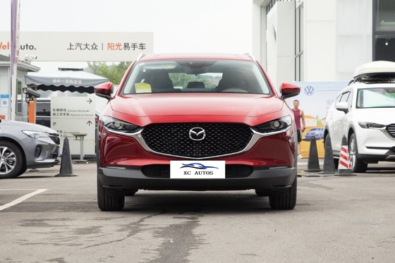 Доступный внедорожник Mazda CX30 Speed Electric с светодиодным фаром и большой колесной базой