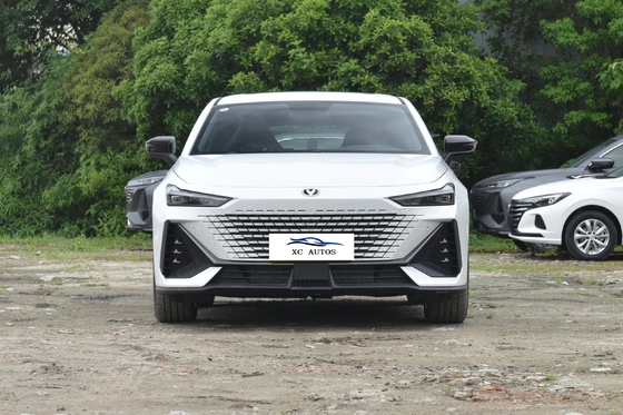 Changan Univ 5-дверный 5-местный хэтчбек Электрический гибридный автомобиль с левым рулем