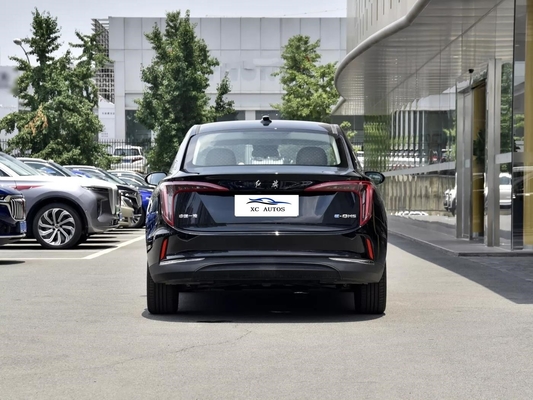 HONGQI E-QM5 Plus Электромобиль 620 км Дальний седан с L * W * H мм 4988 * 1875 * 1470 мм