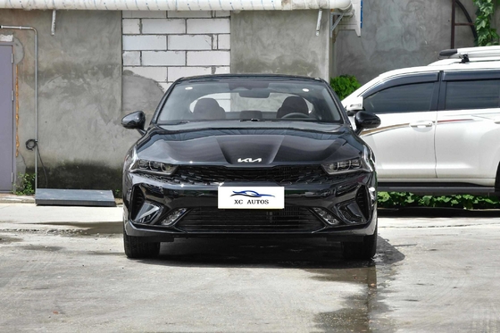 Kia K5 GT-Line Седан 2023 Подержанные автомобили Бензин 5 мест Седан Автомобиль изготовлен в K5 и GT-Line