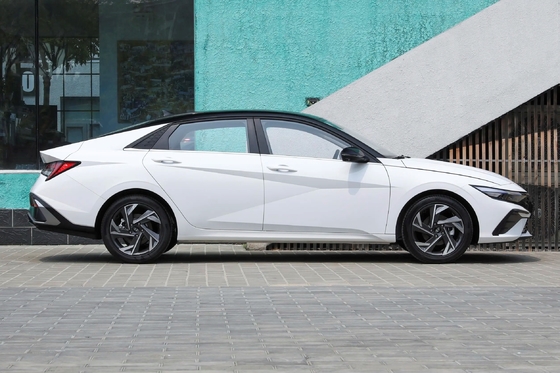 Buick E5 2023 Подержанный Hyunda Elantra Седан Автомобиль на бензине в соответствии с требованиями заказчика