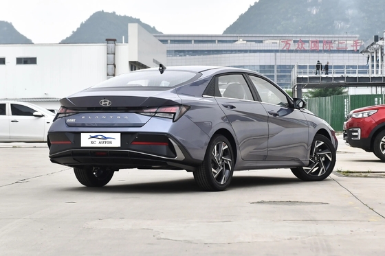 Электрический внедорожник Авто гибридный электромобиль Hyundai Elantra Подержанные автомобили с конструкцией кузова
