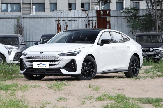 Changan Uni-V 1.5t Idd 113 Km 5 дверей 5 мест компактный внедорожник с энергозаключением в гибридный автомобиль с 1