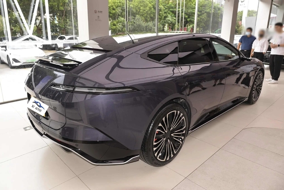 Чанган Huawei Avatr 12 Pure Electric Luxury Sedan с стандартом выбросов Евро IV