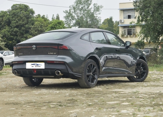 Compact Car 1.5T 188hp L4 5-дверный 5-местный хэтчбек 7-ступенчатый с двойным сцеплением DCT