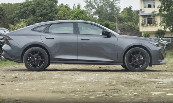 Compact Car 1.5T 188hp L4 5-дверный 5-местный хэтчбек 7-ступенчатый с двойным сцеплением DCT