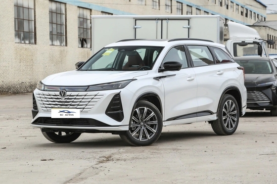 SUV 2024 3rd Gen. Champion Редактировать. 2.0T Автоматический интеллектуальный двигатель Ver. 2.0T 233hp L4 CHANGAN CS75 PLUS бензин