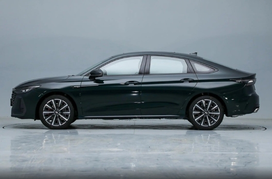 Chery 2023 ARRIZO 8 Yu бензиновый 2.0T 254hp FWD 7-скоростной двойной сцепление 4-дверный 5-местный