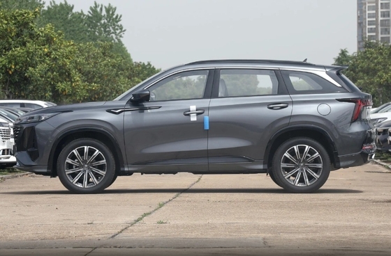 Chongqing CHANGAN CS75 PLUS бензиновый компактный внедорожник 2023 3rd Gen. Автоматический Deluxe Ver. 1.5T 188hp L4 светодиодный фары