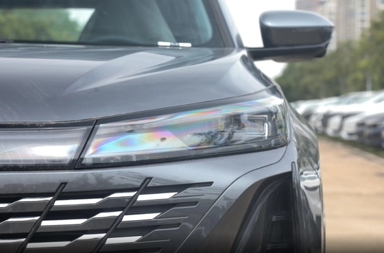 Chongqing CHANGAN CS75 PLUS бензиновый компактный внедорожник 2023 3rd Gen. Автоматический Deluxe Ver. 1.5T 188hp L4 светодиодный фары