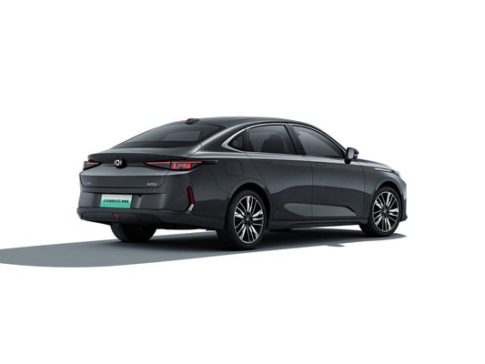 Changan Qiyuan A05 EV Седан Гибридный автомобиль Большая ценность и 5-дверная 5-местная структура кузова