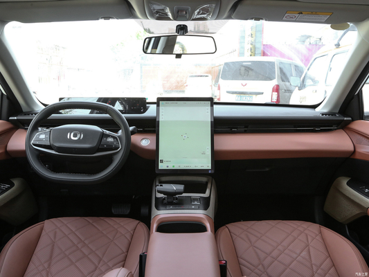 Changan Qiyuan A05 EV Седан Гибридный автомобиль Большая ценность и 5-дверная 5-местная структура кузова