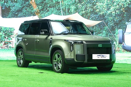 Опыт будущего вождения с ROX 01 REEV 2023 AWD 6-местный SUV среднего размера