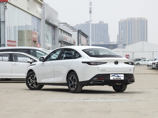Changan EADO 1.5T GDI DCT Левоуправляемый седан 4-дверный 5-местный бензиновый автомобиль на рынке