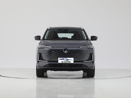 2024 Чанган CS55 Плюс Третье поколение внедорожника Автоматический бензиновый автомобиль с кожаными сиденьями