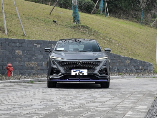 Чанган Юни-Т 1.5T 2.0T 188HP 138KW 300NM Газ / бензин компактный внедорожник с панорамным солнечным потолком