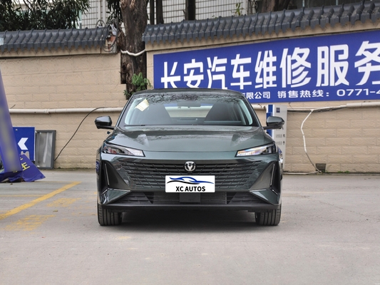 Спортивный автомобиль Чанган Ида 2023 AWD Бензиновый подержанный автомобиль с многофункциональным рулем