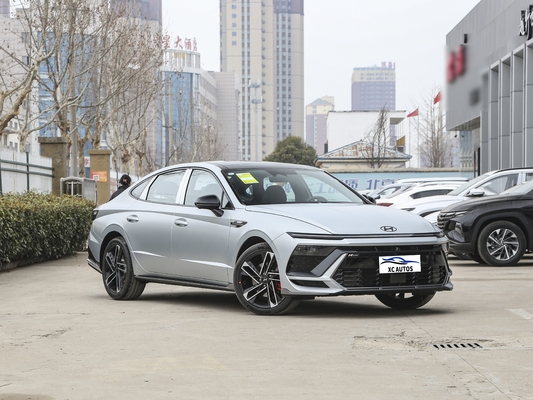 2024 Sonata 2.0T FWD с автоматической коробкой передач, кожаными сиденьями и шинами R19