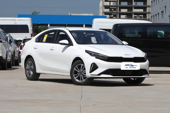 Директный фары К3 2024 Kia с приводом FWD и максимальной мощностью 100-150 PS