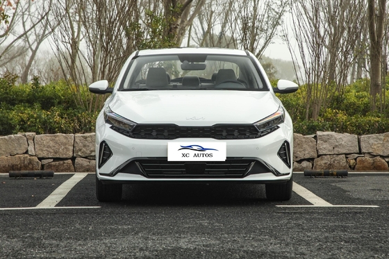 Директный фары К3 2024 Kia с приводом FWD и максимальной мощностью 100-150 PS