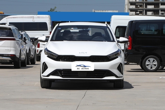 Директный фары К3 2024 Kia с приводом FWD и максимальной мощностью 100-150 PS