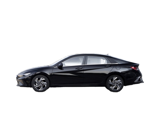 Седан Hyundai Elantra 2024 с электрической системой рулевого управления и L*W*H мм 4720*1810*1415