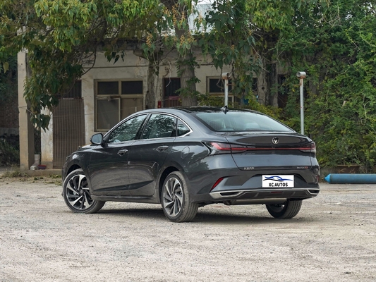 2023 Turbo 5 мест Changan Yida Седан ODM Sport Автоматический В хорошем состоянии ESC включен