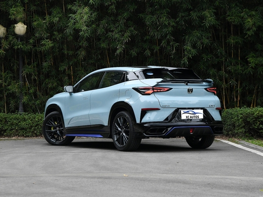 Чанган UNI-T 1.5T Awd бензиновый внедорожник с светодиодным фаром и колесной базой 2500-3000 мм