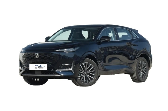 2023 Changan UNI-K Hybrid SUV Luxe Model с панорамной крышей и руководством по бензину