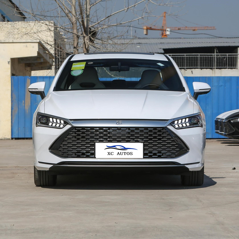 Максимальная мощность 150-200PS BYD Qin Plus Dm-I Гибридный электромобиль Седан Левое рулевое управление