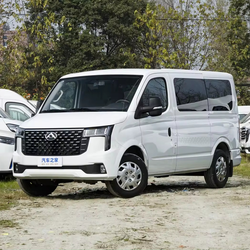 Большая ценность Maxus V80 бензиновый бензиновый фургон с светодиодным фаром и мощностью 108 кВт