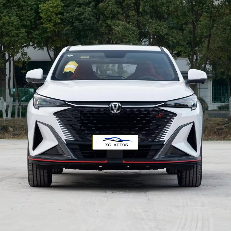 Сделано Чанган X5 Чанган Аучан X5 внедорожник Автомобиль с 7-скоростным двойным сцеплением и конструкцией кузова