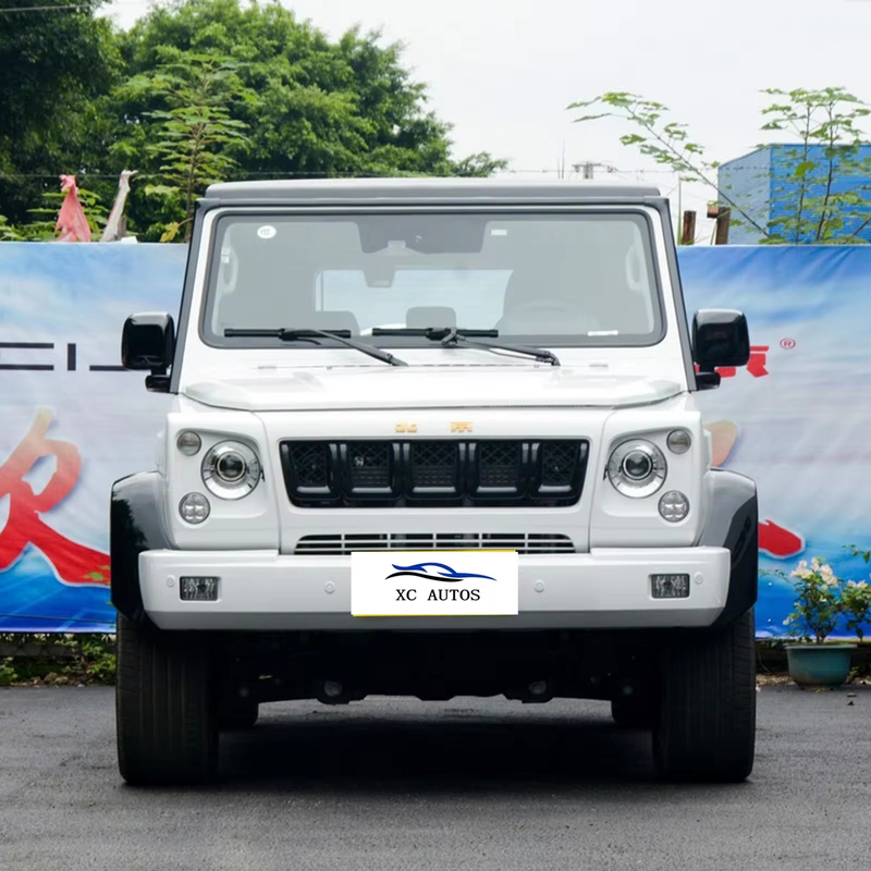 Средне-большой SUV 2022 2.3t Пекин Automotive Bj80 4WD Бензиновый автомобиль 5-дверный 5-местный
